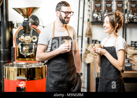 Baristas im Coffee Shop Stockfoto