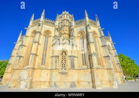 Beliebte Kloster Batalha, einem der besten Beispiele der gotischen Architektur in Portugal, gemischt mit Manuelinischen Stil. Dominikanische Kloster der Heiligen Maria von den Sieg in der Stadt Batalha, die zum UNESCO-Weltkulturerbe zählt. Stockfoto