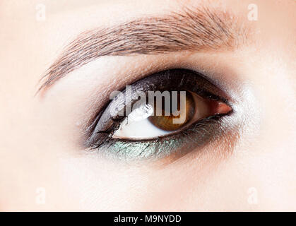 Braunes Auge Fashion Make-up Stockfoto