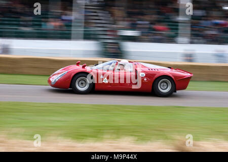 Klassische Vintage Ferrari Racing beim Goodwood Festival of Speed Stockfoto