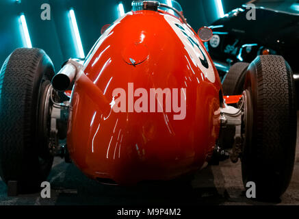 Rückansicht eines Ferrari 500 Grand Prix einsitzigen Rennwagen von 1952, Ferrari ist eine italienische Sportwagenhersteller in Italien, gegründet 1947. Stockfoto