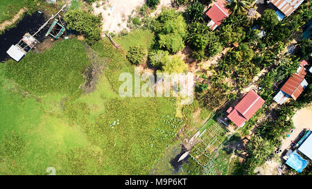 Drone Luftaufnahme von traditionelles Dorf in Siem-Reap, Kambodscha Stockfoto