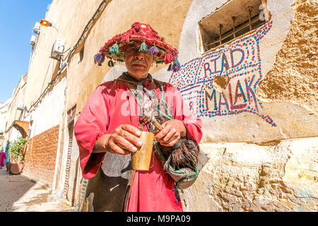Traditionelle wasser Verkäufer in der Medina, Fès, Marokko Stockfoto