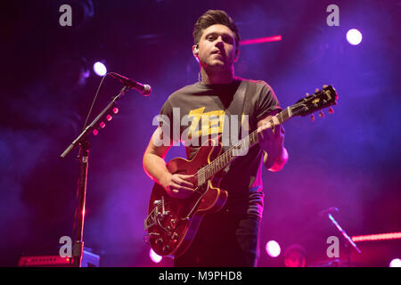 Brighton, UK. 27 Mär, 2018. Niall Horan Durchführen am Brighton Centre ab 27. März 2018, Brighton. England. Credit: Jason Richardson/Alamy leben Nachrichten Stockfoto