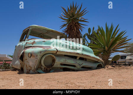 Wrack eines Oldtimer in der Wüste, Solitaire, Khomas Region, Namibia Stockfoto