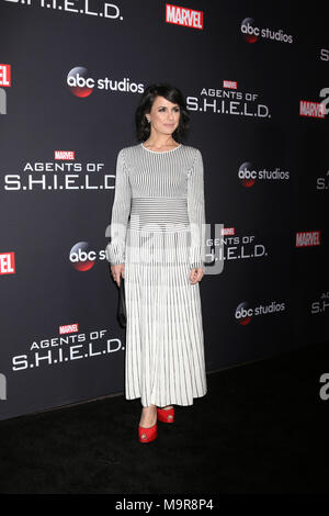 "Pilgerzentren Agenten von S.H.I.E.L.D." 100 Episode Party in Ohm Nachtklub befindet: Constance Zimmer Wo: Los Angeles, Kalifornien, Vereinigte Staaten, wenn: 24 Feb 2018 Credit: Nicky Nelson/WENN.com Stockfoto