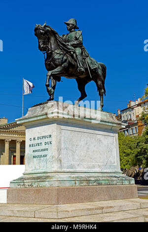 Europa, Schweiz, Genève, Genf, Genf, Place de Nueve, Statue du Général Dufour, Sehenswürdigkeit, Tourismus, traditionell, historisch, Bäume Stockfoto