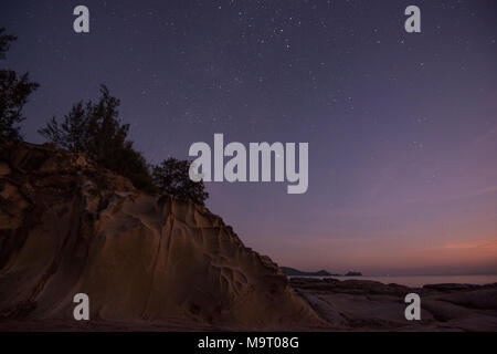 Sonnenuntergang über dem Meer, Kudat, Sabah, Malaysia, Borneo, Stockfoto