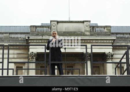 Vierte Plint Enthüllung MAJOR VON LONDON Stockfoto