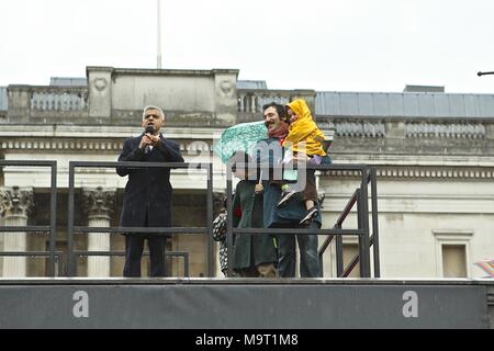 Vierte Plint Enthüllung MAJOR VON LONDON Stockfoto