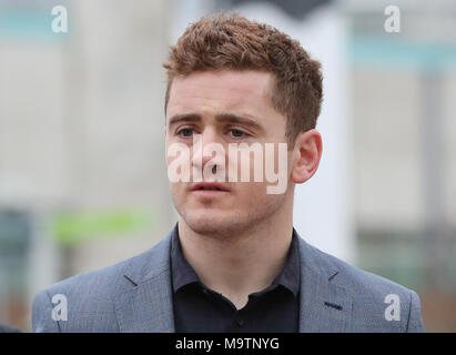 Irland und Ulster rugby spieler Paddy Jackson bei Belfast Crown Court, wo er und sein Teamkollege Stuart Olding vor Gericht beschuldigt der Vergewaltigung einer Frau an einem Anwesen in South Belfast im Juni 2016 ankommen. Stockfoto