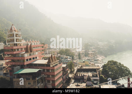 Rishikesh, yoga Stadt Indien, Gange River Valley, Ganga, Uttarakhand Rishikesh Indien. 10. Januar 2018 Stockfoto