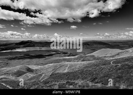 Blick entlang der Spur des Tongariro Alpine Crossing, Neuseeland Stockfoto