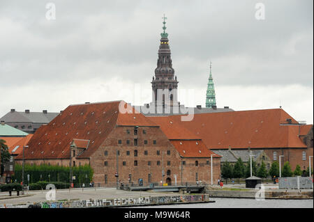 Renaissance von Christian IV Bryghus (Christian IV. Sudhaus) von XVII cenutury auf der Insel Slotsholmen (Schloss) und Schloss Christiansborg (Christiansborg Slot Stockfoto