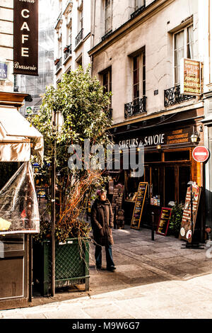 Rue des Pretres Saint Severin, eine Straße im Quartier Latin. Paris, Frankreich. Stockfoto