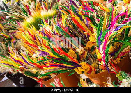 Ostern Palmen am Marktplatz in Krakau (Polen) Stockfoto