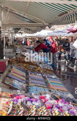 Abschaltdruck der Verkauf von Produkten aus der Provence in Nizza, Frankreich Stockfoto