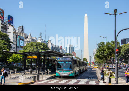 Metrobus, Bus Rapid Transit, Buenos Aires, Argentinien Stockfoto