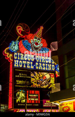 Leuchtreklame für Circus-Circus Hotel and Casino, Las Vegas, Narvarda, USA. Stockfoto