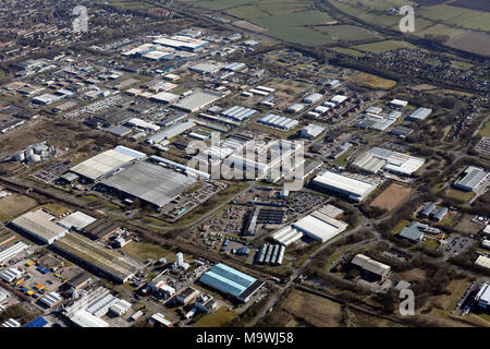 Luftaufnahme des Aycliffe Business Park, Newton Aycliffe, Co Durham. Dieser Schuss aus dem Südwesten, der über die Preston Road blickt. Stockfoto