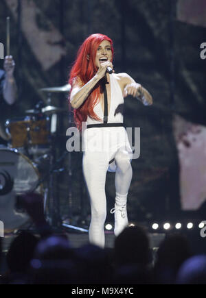 März 25, 2018, Vancouver, BRITISH COLUMBIA, KANADA - Leuchtet während der JUNO Broadcast Awards 2018 in der Rogers Arena in Vancouver, British Columbia, 25. März 2018. (Bild: © Heinz Ruckemann über ZUMA Draht) Stockfoto