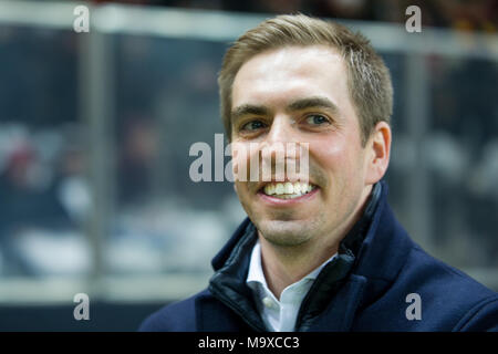 Berlin, Deutschland. 28. März, 2018. Philipp LAHM (ehemaliger Nationalspieler), Brustbild, Fussball Laenderspiel, Freundschaftsspiel, Deutschland (GER) - Brasilien (BRA) 0:1, am 27.03.2018 in Berlin/Deutschland. | Verwendung der weltweiten Kredit: dpa/Alamy leben Nachrichten Stockfoto