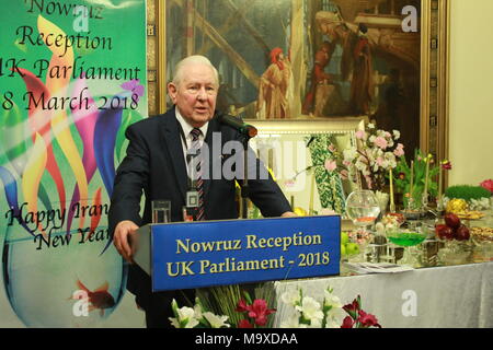 London, Großbritannien. 28. März, 2018. Herr Clarke von Hampstead CBE, London, UK, 28/03/2018 - Kreuz - Partei MPs & Kollegen Mitglieder der Anglo-Iranian Gemeinschaft für nowruz Feier im britischen Parlament am Mittwoch, 28. März 2018 verurteilt das gewaltsame Vorgehen und willkürlichen Massenverhaftungen von den iranischen Behörden als Reaktion auf die Proteste, die im letzten Jahr begann. Herr Clarke von Hampstead CBE, war einer der Redner auf der Veranstaltung. Credit: siavosh Hosseini/Alamy leben Nachrichten Stockfoto