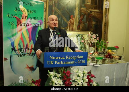 London, Großbritannien. 28. März, 2018. Stephen Pound MP, London, UK, 28/03/2018 - Kreuz - Partei MPs & Kollegen Mitglieder der Anglo-Iranian Gemeinschaft für nowruz Feier im britischen Parlament am Mittwoch, 28. März 2018 verurteilt das gewaltsame Vorgehen und willkürlichen Massenverhaftungen von den iranischen Behörden als Reaktion auf die Proteste, die im letzten Jahr begann. Stephen Pound MP war einer der Redner auf der Veranstaltung. Credit: siavosh Hosseini/Alamy leben Nachrichten Stockfoto