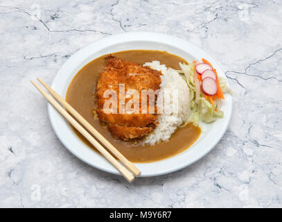 Koreanische knusprige panko Huhn Katsu Curry Stockfoto