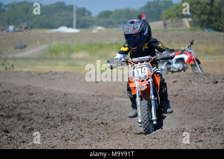 Motocross Rennen auf einem Feldweg in Nebraska Stockfoto