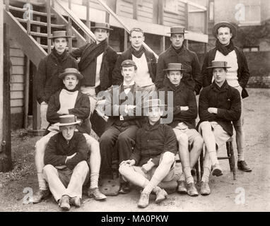 19 Vintage Fotografie - Lady Margaret Boat Club, Cambridge, Ruderer, 1890 s Stockfoto