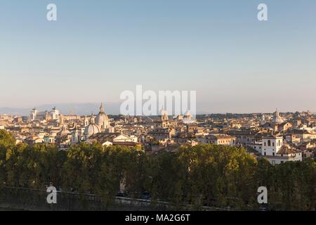 Blick auf die Altstadt vom Castel Sant'Angelo, Rom Stockfoto