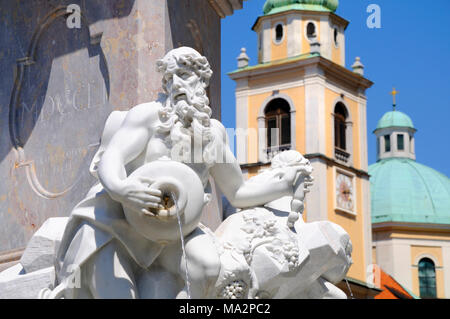 Ljubljana, Slowenien. Die drei Brunnen der Krainer Flüsse (Vodnjak treh kranjskih Rek) oder Robba Brunnen (Robbov vodnjak - Francesco Robba; 1751.... Stockfoto