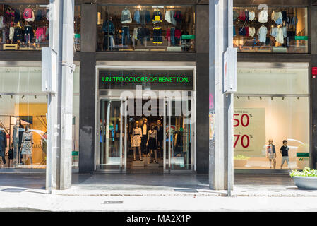 Palermo, Italien - 10 August, 2017: Die vereinigten Farben der Benetton Shop im Zentrum von Palermo auf Sizilien, Italien Stockfoto