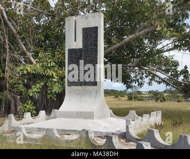 Eine alternde Denkmal erinnert in Playa Giron (Südküste) der Kämpfer, die in der Bucht von Schweinen im April 1961 zur Verteidigung der CIA-gesteuerten Invasion gestorben der Exilkubaner. (23. November 2017) | Verwendung weltweit Stockfoto