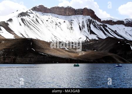 (180329) - BAMYAN, 29. März 2018 (Xinhua) - Foto am 27. März 2018 zeigt die Band-e-Amir See in der Provinz Bamyan, Afghanistan. Die Band-e-Amir wurde als Afghanistans erster Nationalpark im Jahr 2009 erkannt. (Xinhua / Dai Er) (zjy) Stockfoto