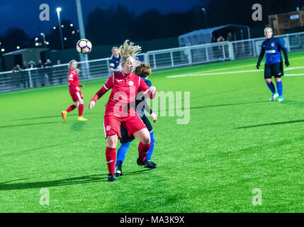 Aveley Essex, 29. März 2018, BBC Essex Frauen Pokalspiel, Brentwood Town Damen, blau, (0) Vs C&K Basildon (7) in Rot Credit Ian Davidson Alamy leben Nachrichten Stockfoto