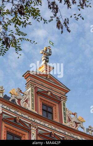 Die Renaissance Giebel auf der "Haus zum breiten Herd" in Erfurt, Thüringen, Deutschland Stockfoto