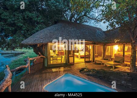 Eine Safari Zelt am Kings Pool Camp im Okavango Delta, Botswana, Afrika Stockfoto