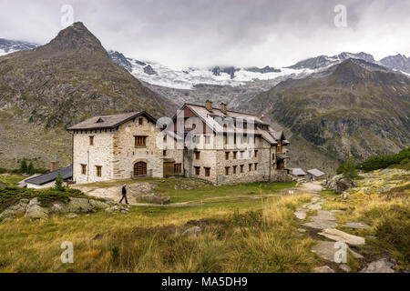 Österreich, Tirol, Zillertal, Mayrhofen (Tal), Berliner Hütte (Hütte) in den Zillertaler Alpen. Stockfoto