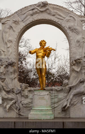 Denkmal für Johann Strauss II, Wien, Österreich Stockfoto