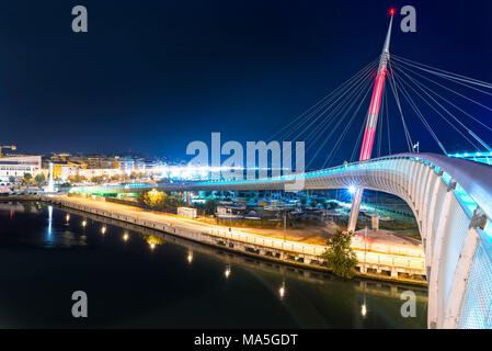 Die Brücke von Renzo Piano in Pescara, Italien, Abruzzen, Pescara Stockfoto