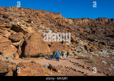 Alte Felsgravuren, Unesco Welterbe Blick, Twyfelfontein, Namibia Stockfoto