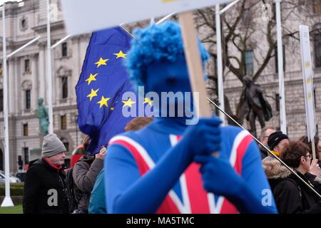 Rallye für eine faire Abstimmung im Parlament Square, London. Christopher Wylie & Shahmir Sanni. 29. März 2018 Stockfoto