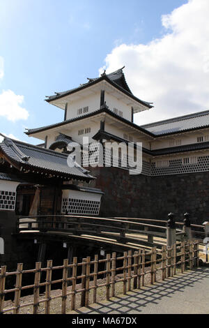 Die Situation rund um Burg Kanazawa in der Präfektur Ishikawa, direkt neben Kenroku-en Garten. Pic wurde im Februar 2018 getroffen. Stockfoto