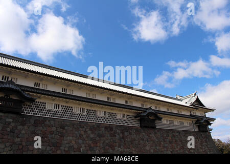 Die Situation rund um Burg Kanazawa in der Präfektur Ishikawa, direkt neben Kenroku-en Garten. Pic wurde im Februar 2018 getroffen. Stockfoto