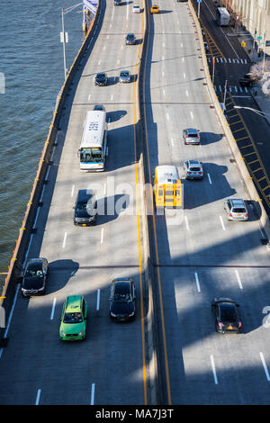 Verkehr Straße von oben in New York City Stockfoto