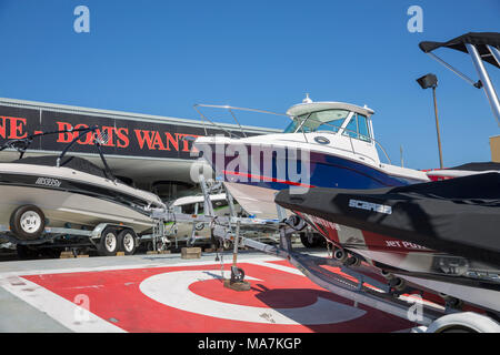 Power trailer Boote zum Verkauf in Sydney, Australien Stockfoto