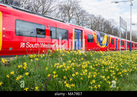 South Western Railway carriage bei Barnes Station, London, UK Stockfoto