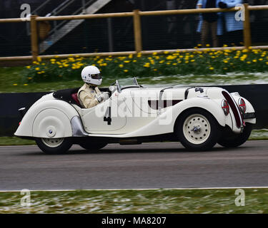 Goodwood Motor Circuit, Goodwood, Chichester, West Sussex, England, 17. März 2018, 18. März 2018, Alastair Pugh, Frazer Nash BMW in der Caracciola Stockfoto